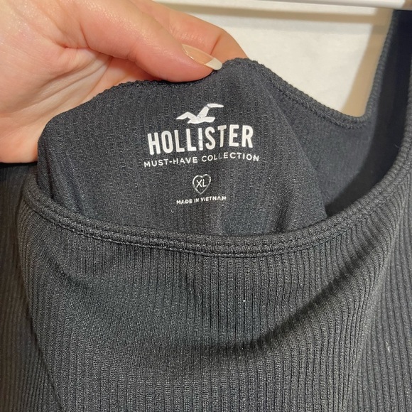 Hollister Black Ribbed Tank Top - Picture 2 of 6